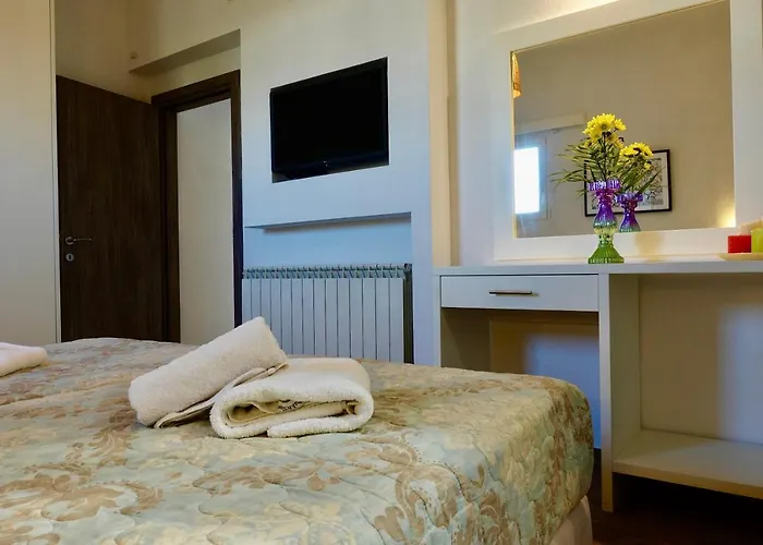 Modern Cycladic Sea View House *