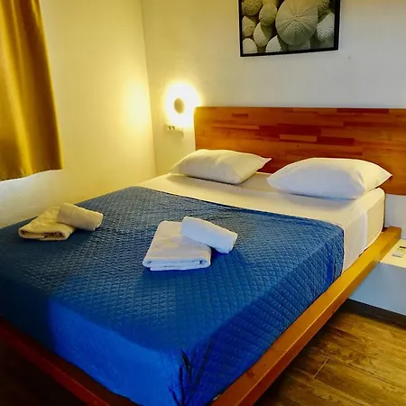 Modern Cycladic Sea View House بيت للعطل