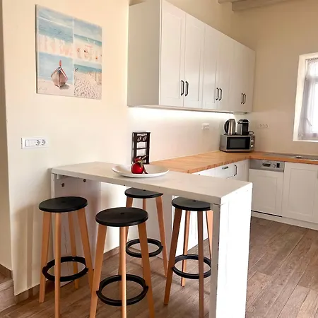 펜션 Modern Cycladic Sea View House *