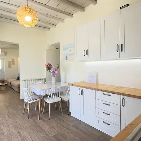 Dom wakacyjny Modern Cycladic Sea View House